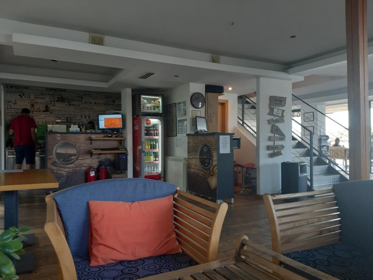 B&B Botel Charlie Belgrade Luaran gambar