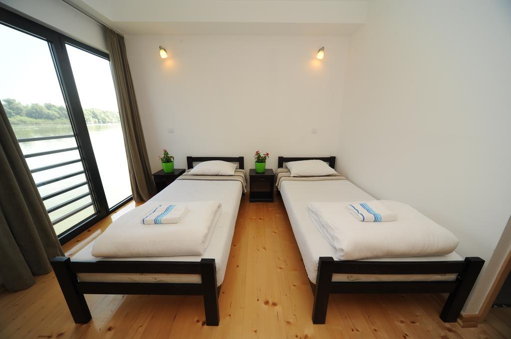 B&B Botel Charlie Belgrade Bilik gambar
