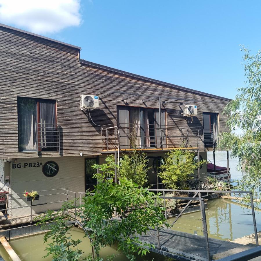 B&B Botel Charlie Belgrade Luaran gambar