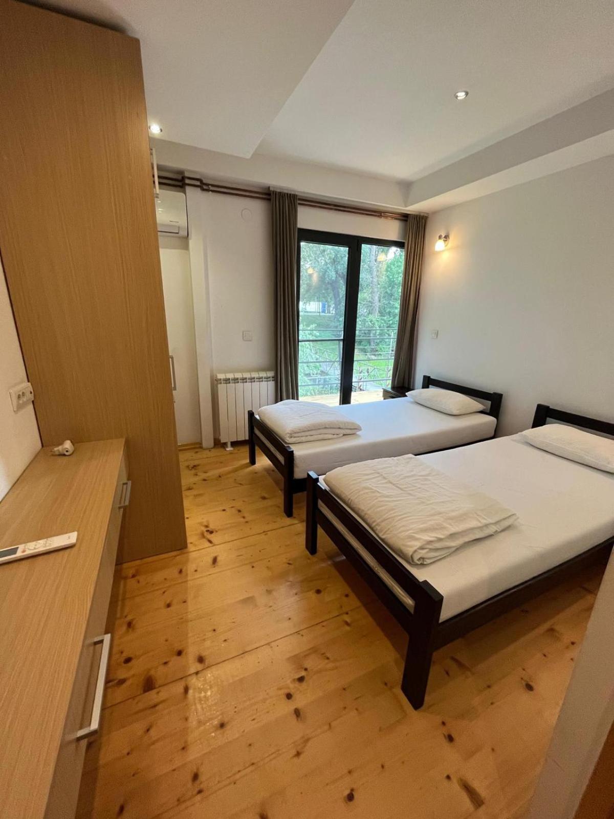 B&B Botel Charlie Belgrade Bilik gambar