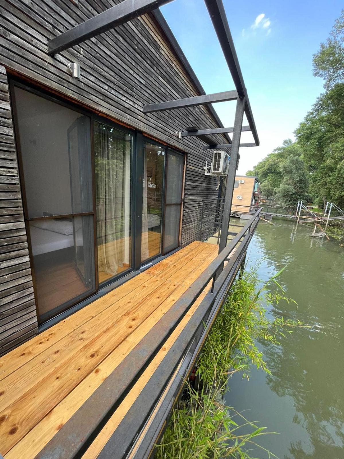 B&B Botel Charlie Belgrade Bilik gambar