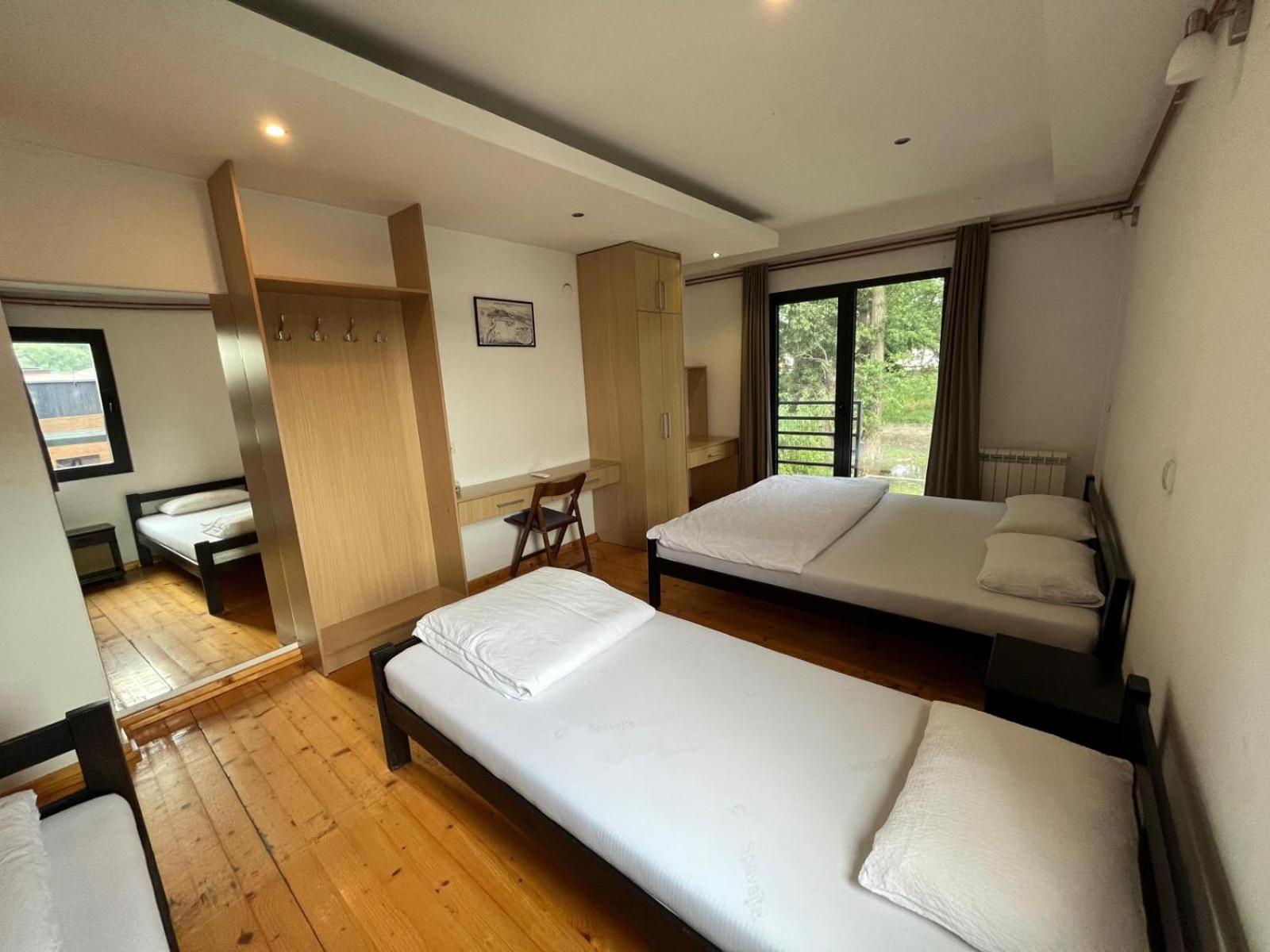 B&B Botel Charlie Belgrade Bilik gambar