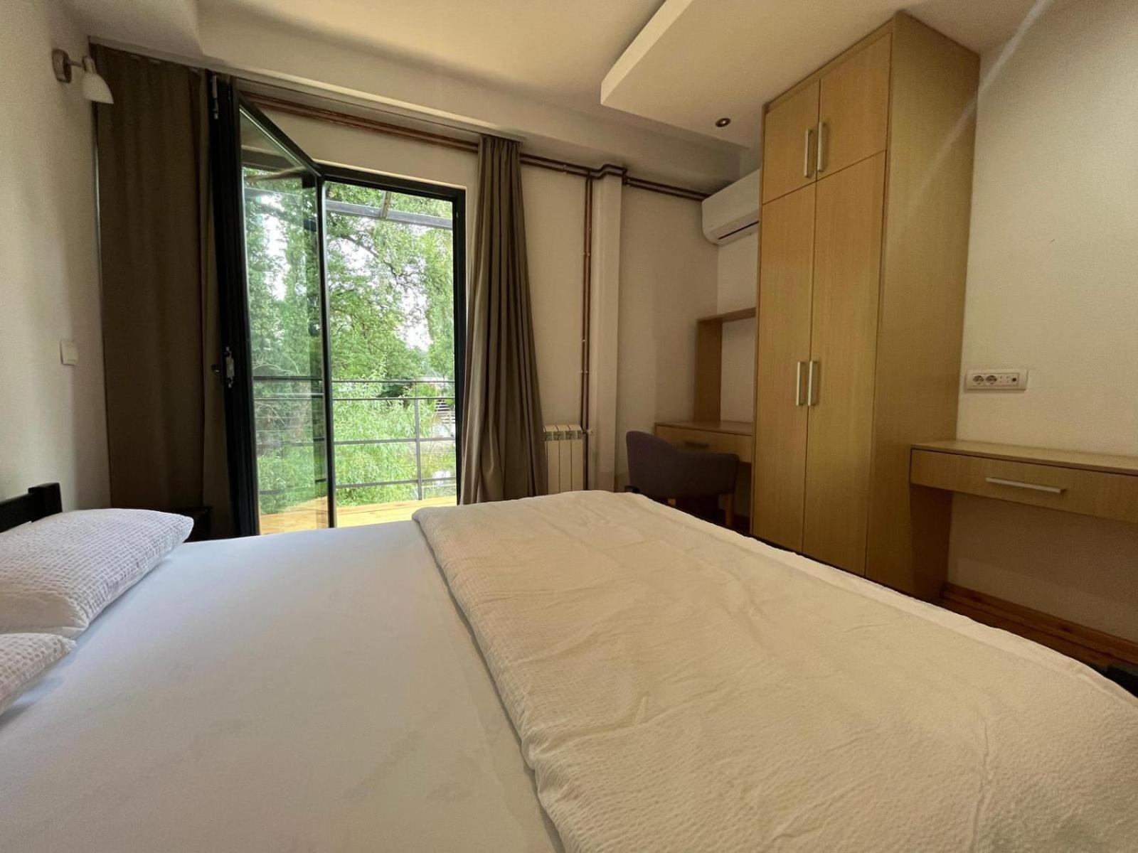 B&B Botel Charlie Belgrade Bilik gambar