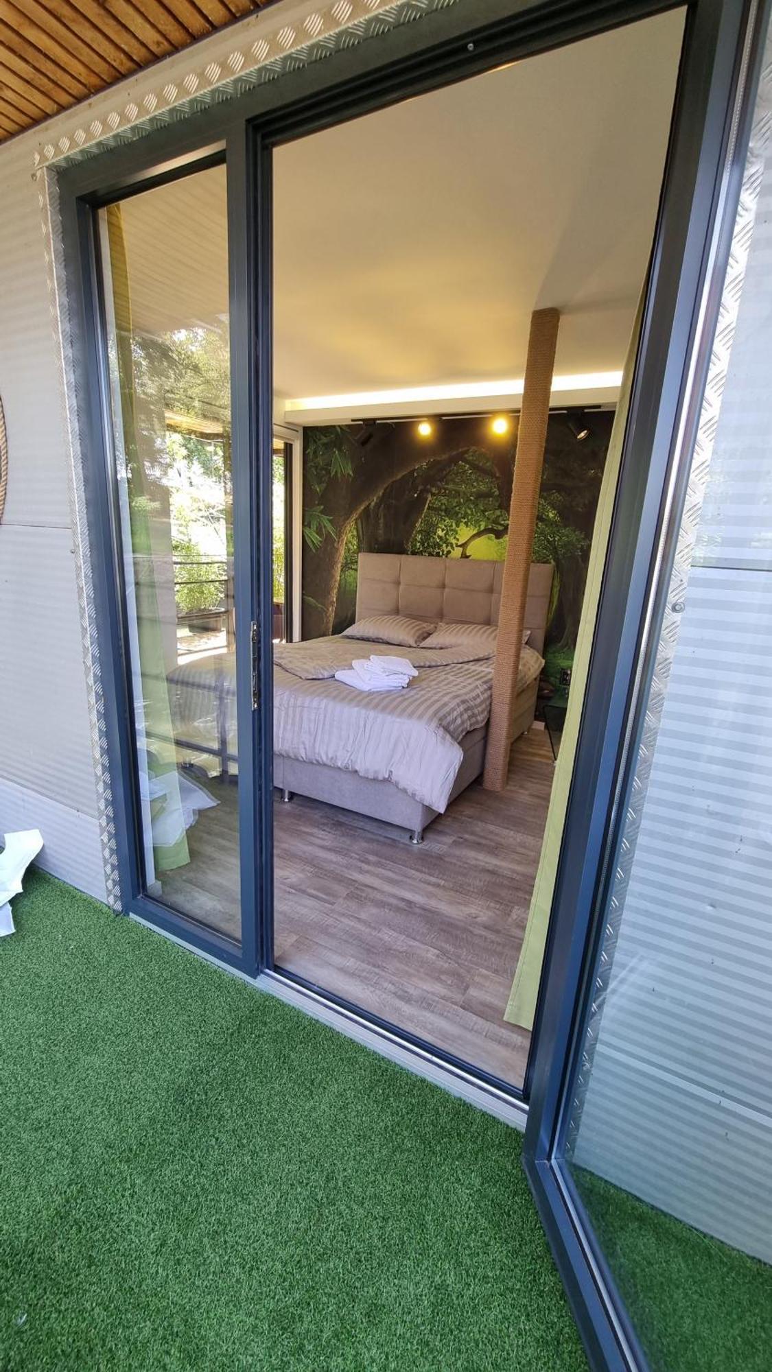 B&B Botel Charlie Belgrade Bilik gambar